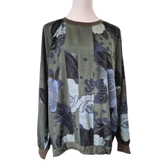 Tiny by Anthropologie Floral Print Pullover Sweatshirt Olive Green Size L - Picture 2 of 10
